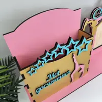 Яскрава іменна медальниця Гімнастика для медалей кубків та дипломів, тримач для медалей з дерева для дівчинки гімнастки