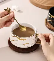 Чашка с ложкой и блюдцем 11794 380 мл белая