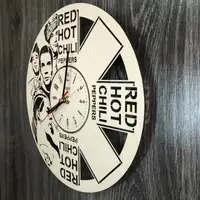 Концептуальний настінний годинник в інтер'єр «Red Hot Chilli Peppers»