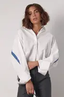 Жіноча сорочка oversize з гудзиками на спинці - білий цвет, L