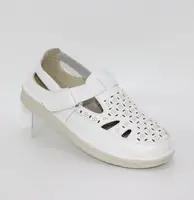 Белые летние женские туфли на застежке-липучке белый