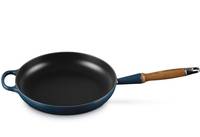 Сковорода универсальная Le Creuset Signature Wooden Handle Frying Pan 20258281290422 28 см синяя