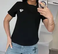 Футболка женская с нашивкой 20774 S-L черная