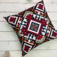 Подушка диванная с бархата Контрастний орнамент 45x45 см (45BP_25NG008)