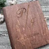 Іменний альбом для сімейних фото з індивідуальним гравіюванням, оригінальний подарунок з дерева на 5-ту річницю весілля