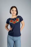 Красивая женская вышитая футболка в синем цвете с цветочным орнаментом «Маковый цвет» XL