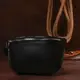 Кожаная женская бананка Shvigel 16373 Черный
