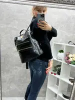 Чорна - сумка-рюкзак формата А4, стильна вмістка та зручна, з додатковими кишенями (0425)