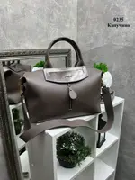 Капучино (лак) - с логотипом - стильная и вместительная, большая и объемная сумка на молнии (0235)
