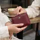Кожаный кошелек для женщин на молнии с металлическим логотипом производителя ST Leather 19485 Бордовый