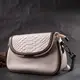 Женская сумка с фактурным клапаном из натуральной кожи Vintage 22372 Белая