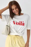 Однотонна футболка з написом Voila - молочний цвет, L