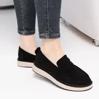 Лофери жіночі Fashion Debra 3915 37 розмір 24 см Чорний