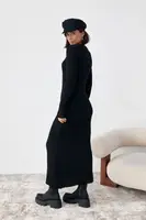 Вязаное платье oversize в широкий рубчик - черный цвет, S