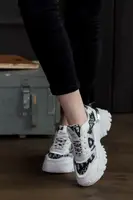 Кросівки жіночі Fashion Abelard 2731 38 розмір 24 см Білий