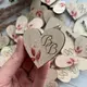 Свадебные бутоньерки из дерева с гравировкой и печатью принта