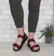 Стильные красно-черные босоножки на подошве из пены.