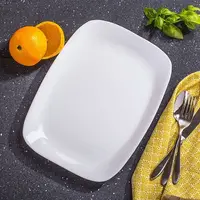 Блюдо для подачі Bormioli Rocco Parma 431240F26321990 34х24 см біле