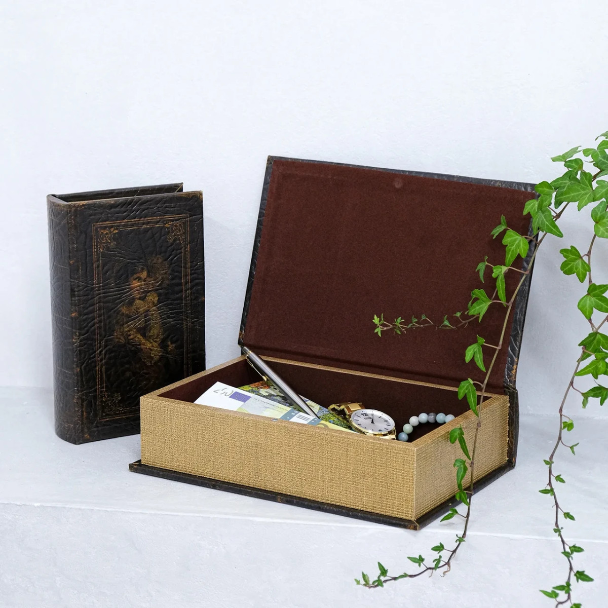 Скринька у формі книги набір з 2-х Мама з дитям Гранд Презент 27-KSH3141
