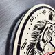 Бесшумные настенные часы из дерева «Тигр»