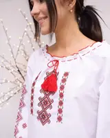 Вишита блуза "Яринка"з червоною вишивкою