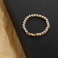 Женский золотистый браслет код 2267