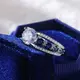 Кольцо женское с синими и белыми кристаллами код 2382 20