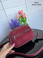 Натуральна замша. Бордо - стильний крос-боді клатч на блискавці з додатковими кишенями (0330-1)