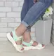 Женские спортивные босоножки мятно-бежевые на липучке беж
