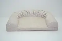 Диван для собак і котів Мрія бежевий №1 520х700х160