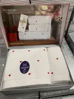 Набір махрових рушників Cestepe Love 1+1 в подарунковій коробці