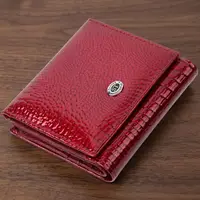 Компактний гаманець для жінок з натуральної шкіри лакованої ST Leather 22687 Червоний