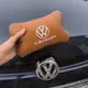 Набор подушек 2шт для автомобиля Volkswagen из натуральной коричневой кожи. Подушки на подголовник