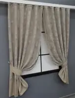 Комплект (2шт. 1,3 х1,65м.) коротких штор з жакарда. Колір сіро-бежевий. Код 033дк 12-0017