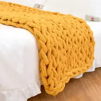 Плед крупной вязки ручной работы Homytex 130 * 170 см. Желтый