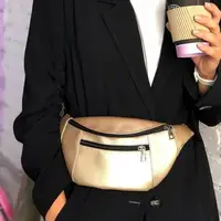 Сумка на пояс бананка Bumbag из экокожи унисекс, поясная сумка через плечо Золотая 27×16 см