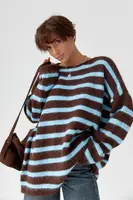 Тепла в'язана кофта oversize у смужку - коричневий цвет, ONE SIZE
