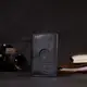 Картхолдер унисекс с держателем для Apple AirTag из натуральной кожи GRANDE PELLE 11607 Черный