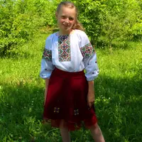 Вышитый детский комплект Роксолана бордовый