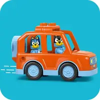 Конструктор LEGO DUPLO Bluey Путешествие с мороженым вместе с Блуи 22 детали (10458)