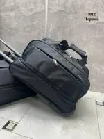 Чорна - 50х32х31 см - стильна спортивно-дорожня сумка на колесах з подвійним дном - розмір менший (7012)