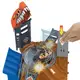 Игровой набор Hot Wheels Тренировочная арена Разрушители арен полуфинал Невероятное вращение (HNB92-HNB93)