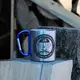 Металлическая чашка 250 мл с карабином и гравировкой - алтиллерийская группа 25 (SP00676)