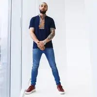 Футболка-вишиванка Moderika Марко синя з золотою вишивкою S