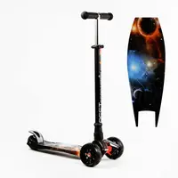 Самокат "MAXI S". 4 колеса PU, свет. Planets. Multicolor (111810)