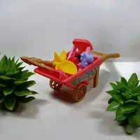 Пісочний набір 6 елементів - тачка, млин, лопатка, граблі, 2 формочки (кораловий)