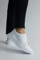 Женские кроссовки кожаные весна/осень белые Yuves 181 Limited 39
