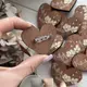 Деревянные свадебные бутоньерки для гостей, именные бутоньерки на свадьбу, оригинальные бутоньерки на заказ