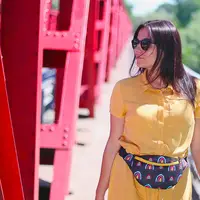Сумка бананка Bumbag унісекс на пояс та через плече Веселі арки 27x16 см
