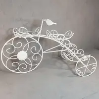 Подставка под цветы DecorArt "Ровер бабочка" 45x50 см белый